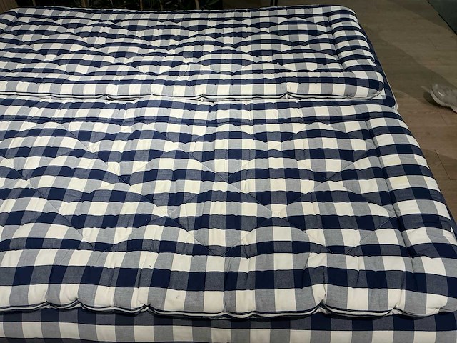 Hästens adjustable bed – elektrisch verstelbaar – 180 x 210 cm - afbeelding 6 van  9