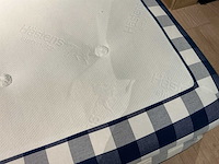 Hästens adjustable bed – elektrisch verstelbaar – 180 x 210 cm - afbeelding 8 van  9