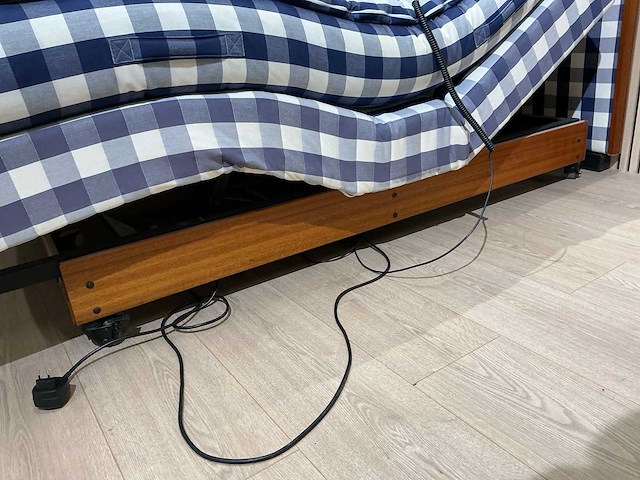Hästens adjustable bed - afbeelding 8 van  11