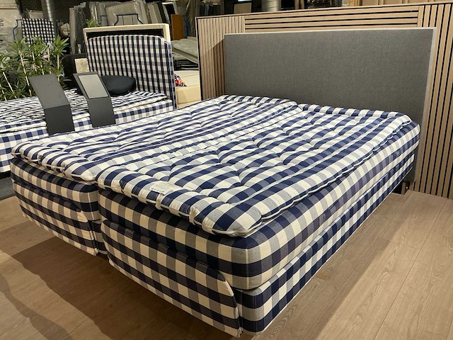 Hästens adjustable bed - afbeelding 1 van  8