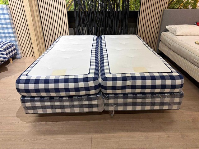 Hästens boxspring 180x220 bed - afbeelding 3 van  11