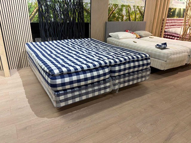 Hästens boxspring 180x220 bed - afbeelding 10 van  11