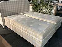 Hästens eala bed - afbeelding 3 van  6