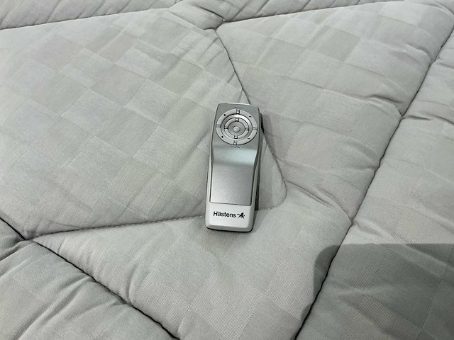 Hästens lenoria – elektrisch verstelbaar bed – 180 x 210 cm - afbeelding 14 van  15