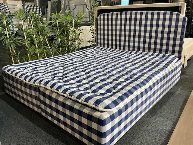 Hästens superia bed | 180x210 - afbeelding 1 van  6