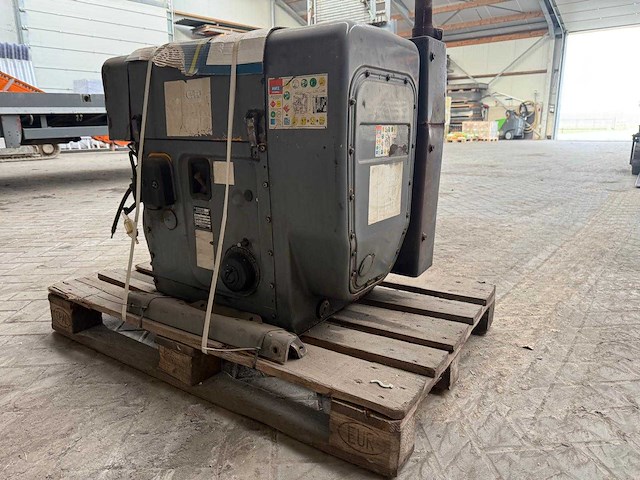 Hatz - 2002 - 3l41c - dieselmotor - afbeelding 1 van  5