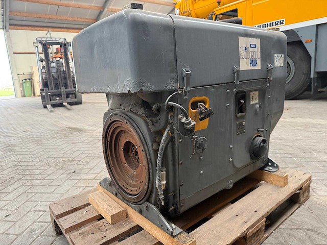 Hatz - 2011 - 4l41c - dieselmotor - afbeelding 1 van  3