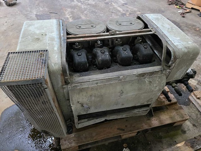 Hatz - 2014 - diesel - dieselmotor - afbeelding 2 van  9
