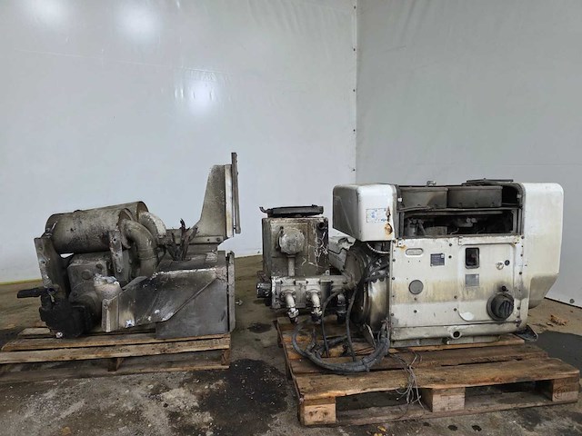 Hatz - 2014 - diesel - dieselmotor - afbeelding 1 van  9