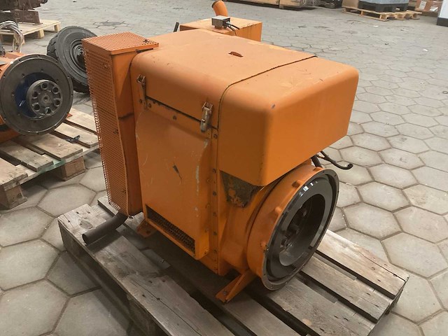 Hatz 2l41c dieselmotor - afbeelding 4 van  8