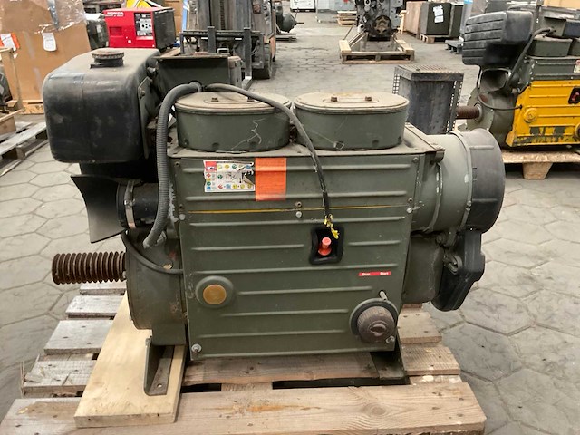 Hatz 4m40l dieselmotor - afbeelding 7 van  8