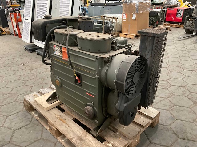 Hatz 4m40l dieselmotor - afbeelding 3 van  8