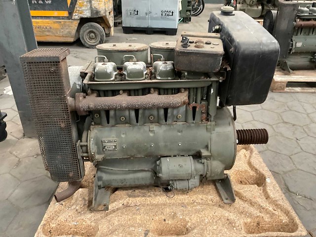 Hatz 4m40l dieselmotor - afbeelding 4 van  8