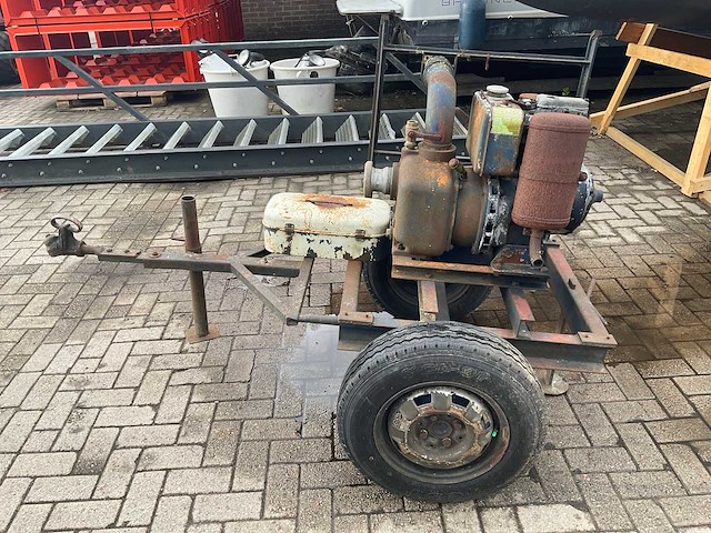 Hatz es75 pomp met motor - afbeelding 2 van  2