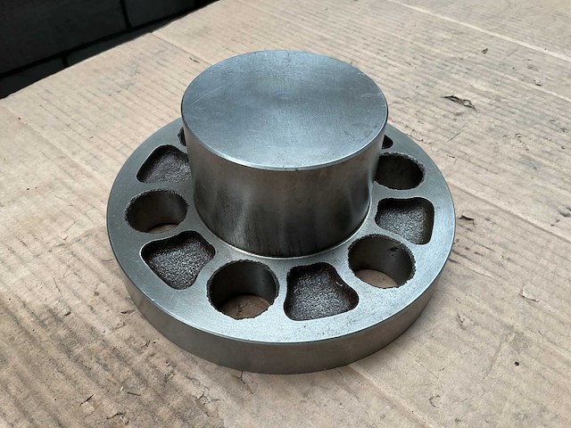 Hatz p.t.o. flange - afbeelding 1 van  4