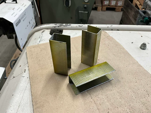 Haubold fd3030 cnk geh spijkers, nagels en nieten (31500x) - afbeelding 1 van  4