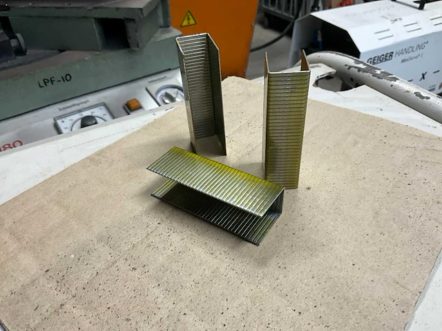 Haubold fd3030 cnk geh spijkers, nagels en nieten (31500x) - afbeelding 2 van  4