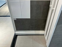 Hauff - tegeldisplay met schuifpanelen - afbeelding 6 van  19