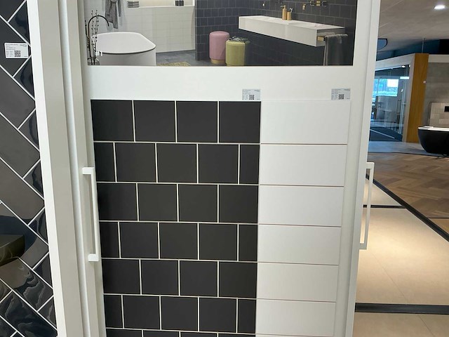 Hauff - tegeldisplay met schuifpanelen - afbeelding 7 van  19