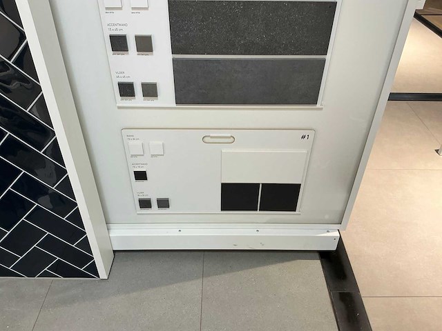 Hauff - tegeldisplay met schuifpanelen - afbeelding 11 van  19