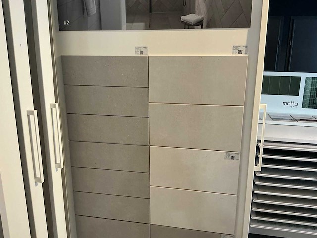 Hauff - tegeldisplay met schuifpanelen - afbeelding 2 van  22