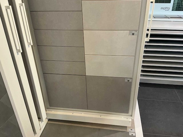 Hauff - tegeldisplay met schuifpanelen - afbeelding 3 van  22