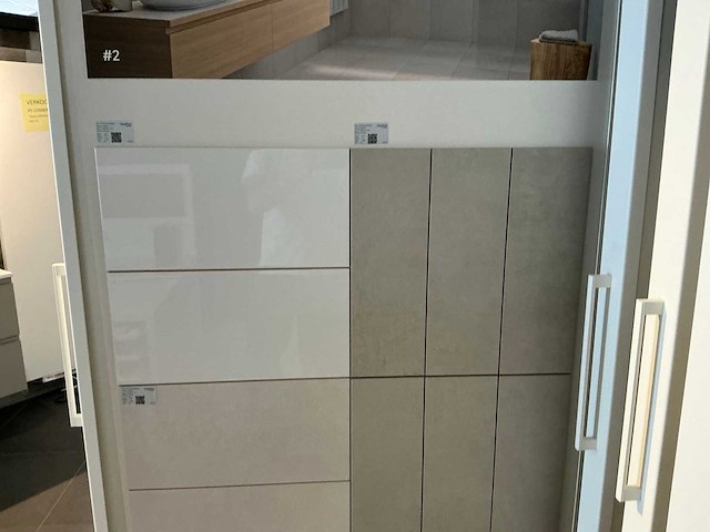Hauff - tegeldisplay met schuifpanelen - afbeelding 4 van  22
