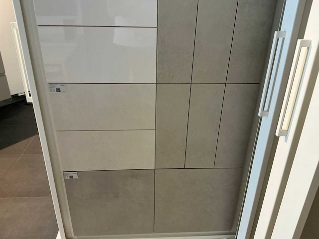 Hauff - tegeldisplay met schuifpanelen - afbeelding 5 van  22