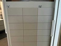 Hauff - tegeldisplay met schuifpanelen - afbeelding 21 van  22