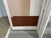 Hauff - tegeldisplay met schuifpanelen - afbeelding 6 van  23