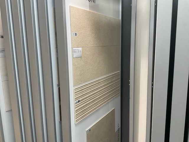 Hauff - tegeldisplay met schuifpanelen - afbeelding 17 van  36