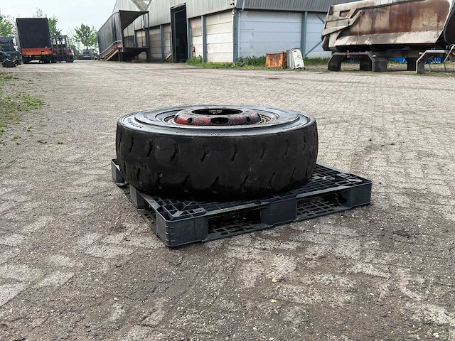 Hauler-lt - wide wall - band 12.00-20 - afbeelding 1 van  10