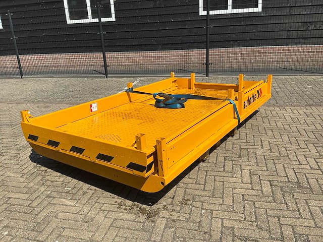 Haulotte 10 rte hoogwerkerplatform - afbeelding 1 van  3