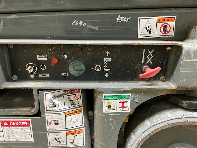 Haulotte compact 8 hoogwerker - afbeelding 3 van  10