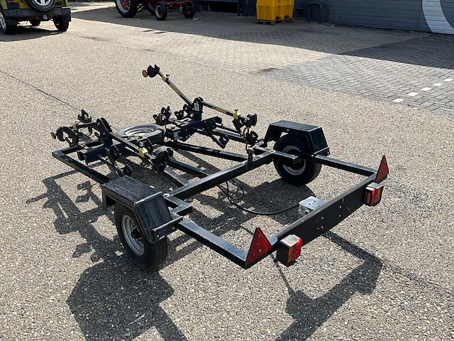 Hawk 4-fiets aanhangwagen - afbeelding 4 van  10