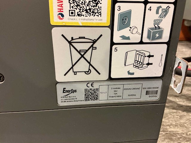 Hawker - 24v 72a - acculaders - afbeelding 2 van  2