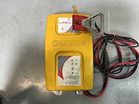 Hawker - 24v 80a - battery chargers - afbeelding 1 van  2