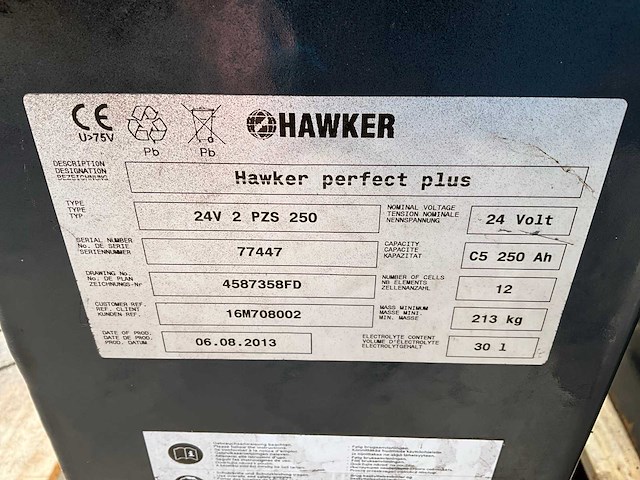 Hawker 24v 2 pzs 250 tractie batterij - afbeelding 4 van  4