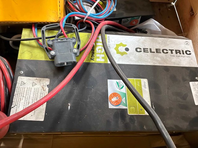 Hawker / celectric / atlet lader (4x) - afbeelding 3 van  5
