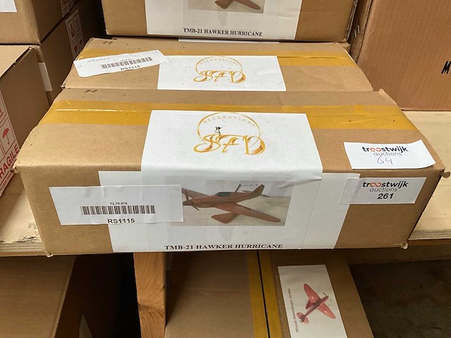 Hawker hurricane houten modelvliegtuig - afbeelding 6 van  6