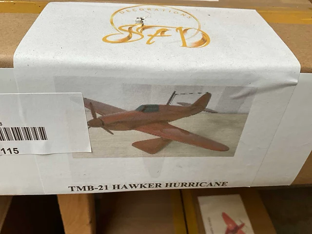 Hawker hurricane houten modelvliegtuig - afbeelding 7 van  7