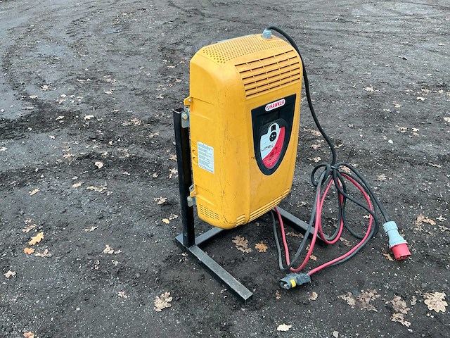 Hawker life is acculader - afbeelding 4 van  7