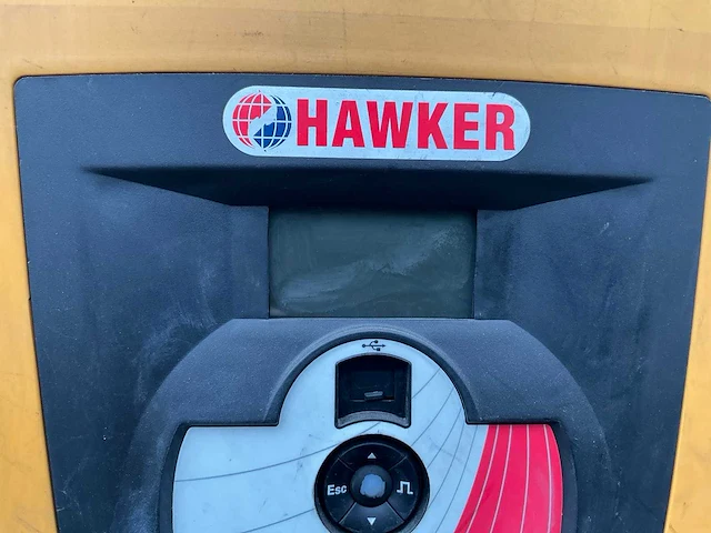 Hawker life is acculader - afbeelding 10 van  11