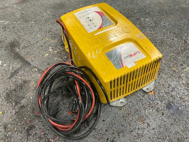Hawker lifetech 24/60 acculader - afbeelding 3 van  5