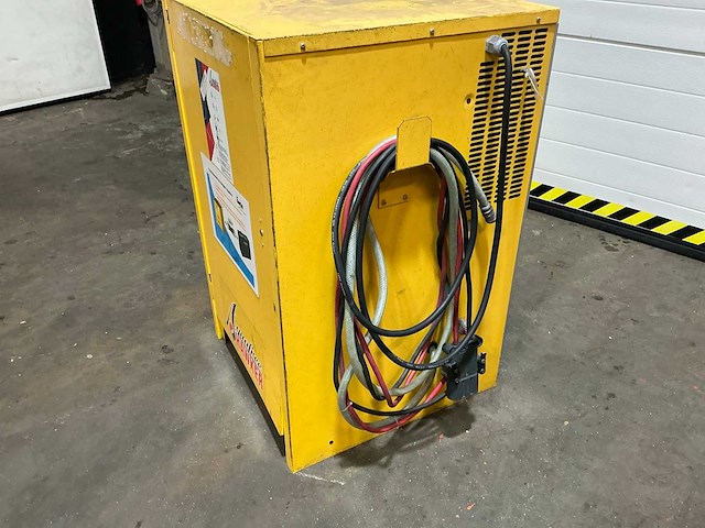 Hawker tc3 acculader - afbeelding 2 van  5