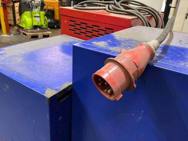 Hawker tx2000 acculader - afbeelding 5 van  5