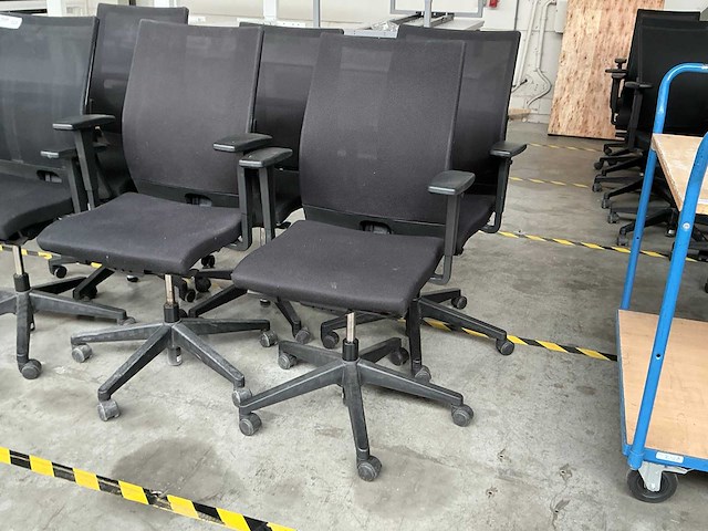 Haworth bureaustoel (6x) - afbeelding 1 van  4