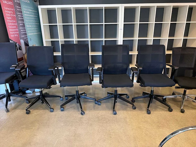 Haworth diverse bureaustoelen (6x) - afbeelding 1 van  9