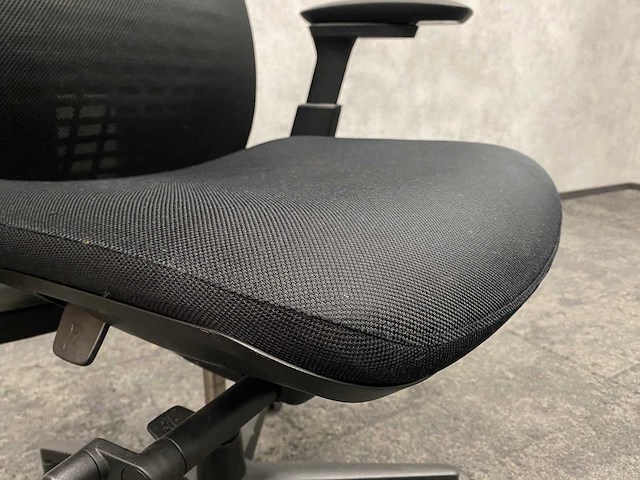 Haworth fern - ergonomische bureaustoel zwart - afbeelding 7 van  17