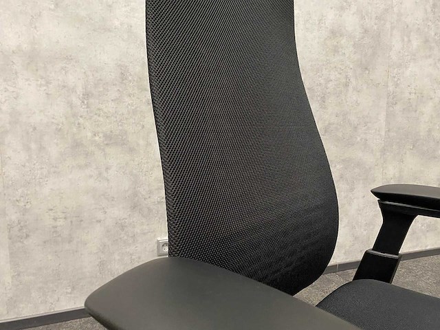 Haworth fern - ergonomische bureaustoel zwart - afbeelding 8 van  17